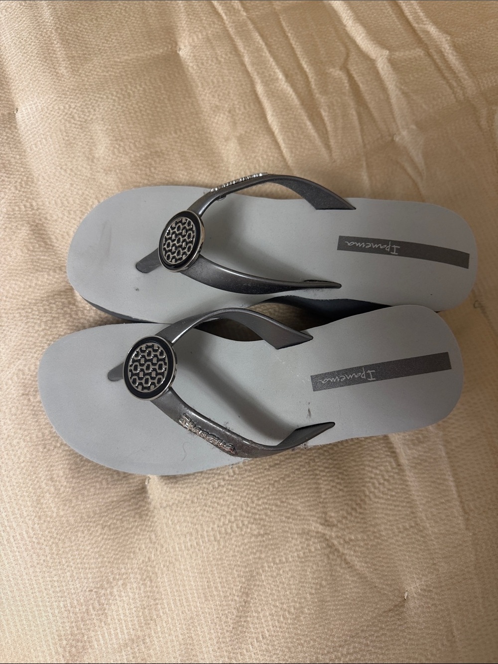 Ipanema Black and Light Gray Wedge Thong Sandals
